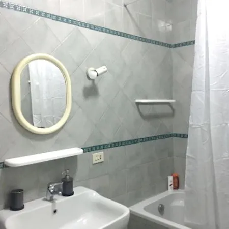 Apartment 3 Bedrooms With Shared Pool Enclosed Garden And Wifi At 5 Km Away From The Beach *